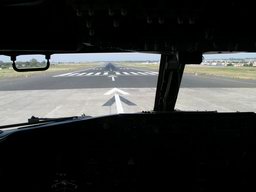OE-LNH CTA / Takeoff at Catania